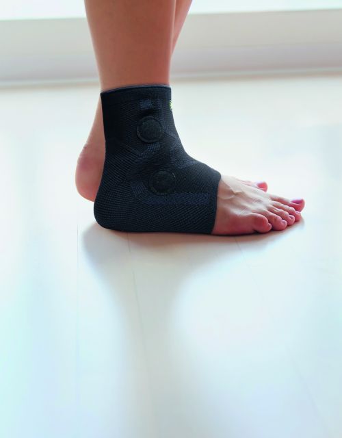 Preventie & welzijn - Magnetic Microfiber Ankle Brace Black